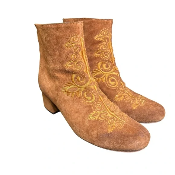 FREE PEOPLE rare Chelsea 38 US 7.5 Suede Chestnut Embroidered Ankle Zip Boots S5 - Picture 1 of 12